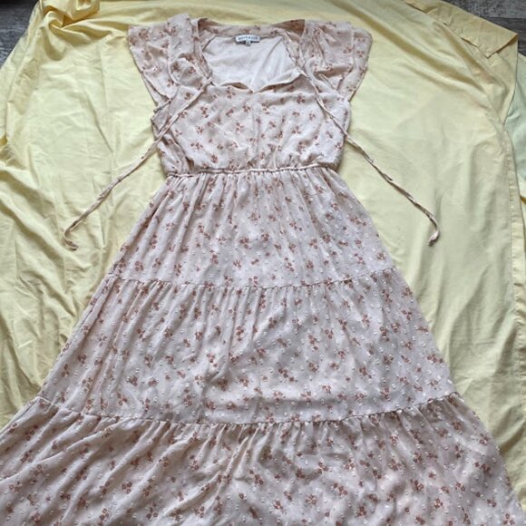 Moon River | Blush Pink Floral Tiered Maxi Dress | Size M | Gently Worn - Picture 1 of 3